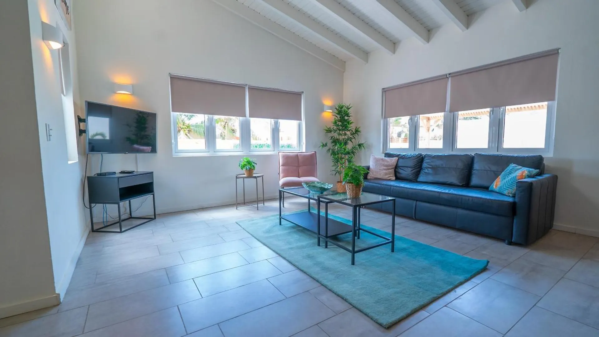 Sunny Eagle Beach Villa - 3 Min. From Beach Палм Бич