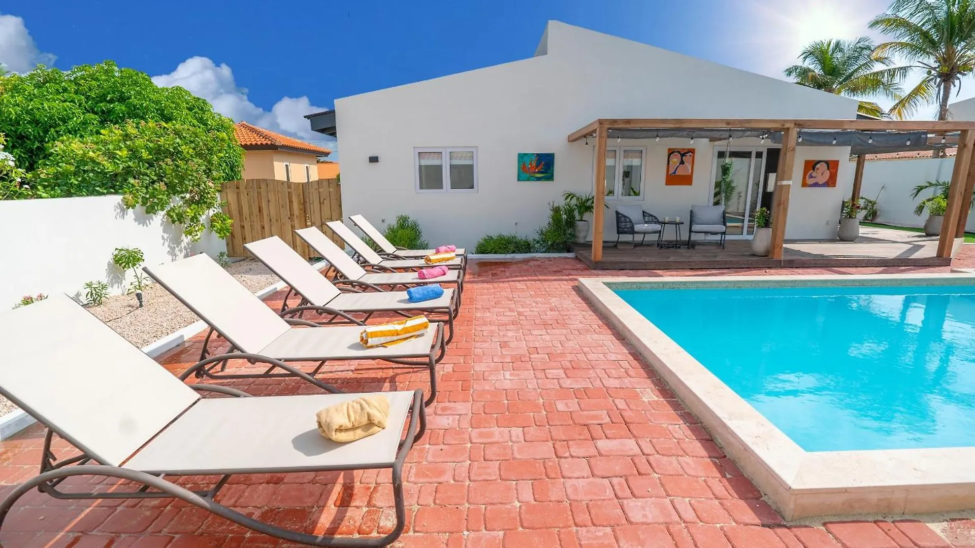 Sunny Eagle Beach Villa - 3 Min. From Beach Палм Бич Аруба